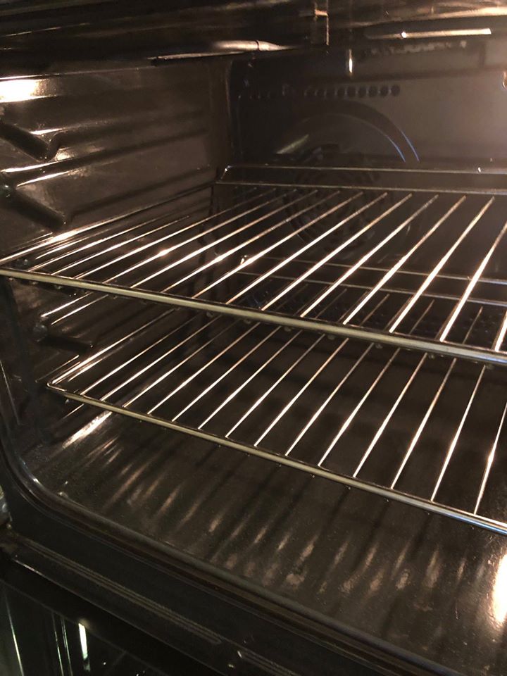 55935549_2052090008241413_5955880979573768192_o Inside oven after going through the oven cleaning process