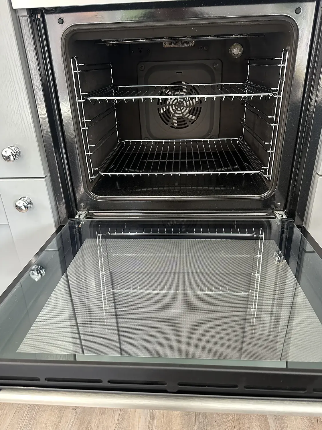 Cooker Cleaning in Dudley